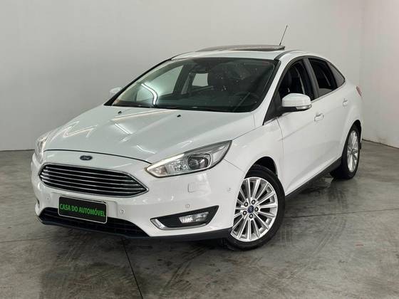 FORD FOCUS 2.0 SE PLUS FASTBACK 16V FLEX 4P POWERSHIFT